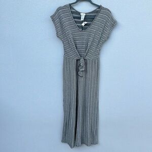 NWT Caution To The Wind Black White Short Sleeve Wide Leg Romper Size M